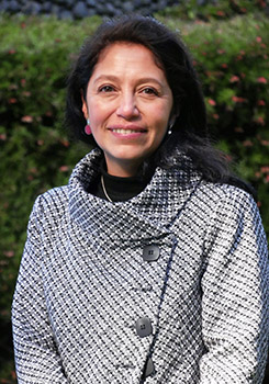 Claudia Sanhueza Robles