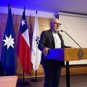 Fernando Paulsen en la UFRO: “El gran desafío del periodismo no es competir con la gente, sino demostrar por qué su información es confiable”